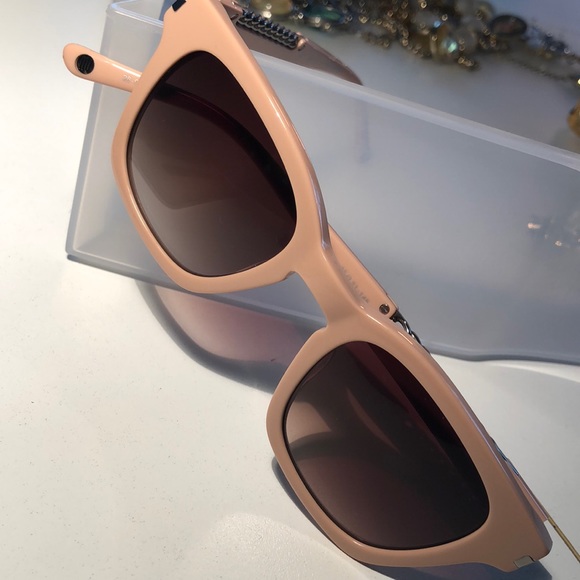 Sunglasses - Picture 1 of 3